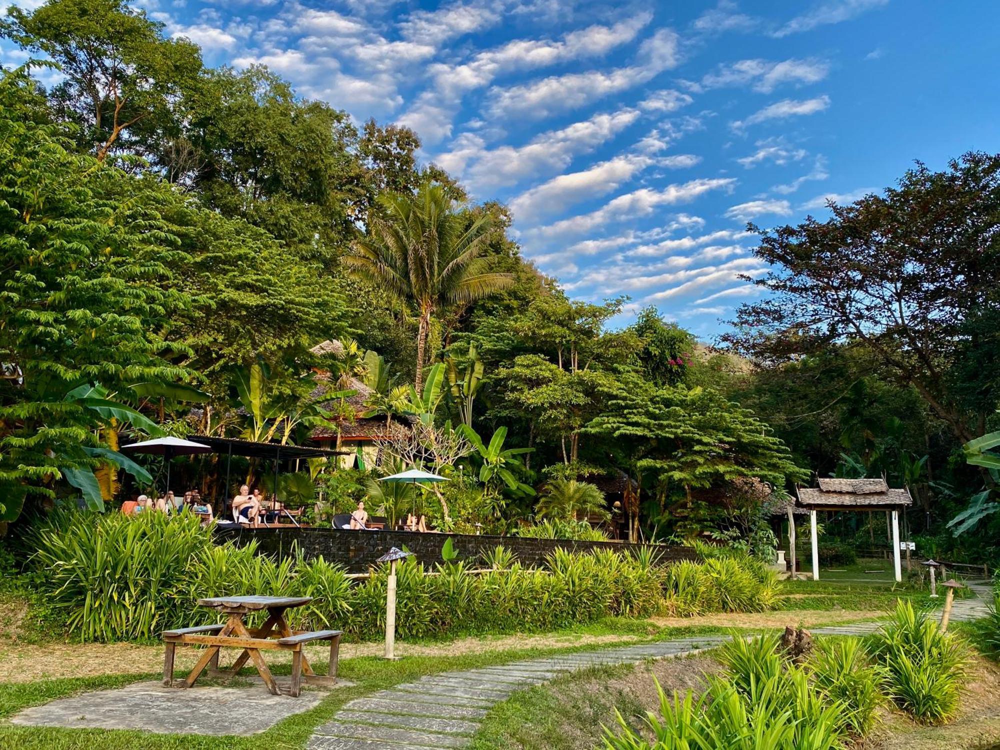 Fern Resort Mae Hong Son Extérieur photo